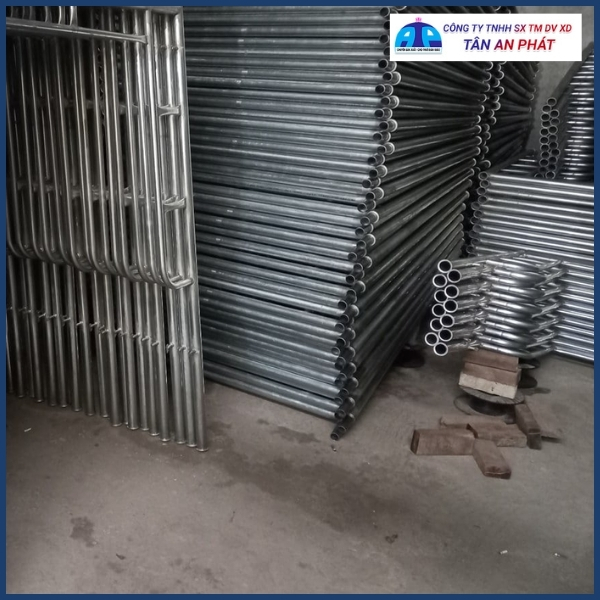 So sánh giữa thuê giàn giáo và mua giàn giáo: Lựa chọn nào tối ưu hơn?